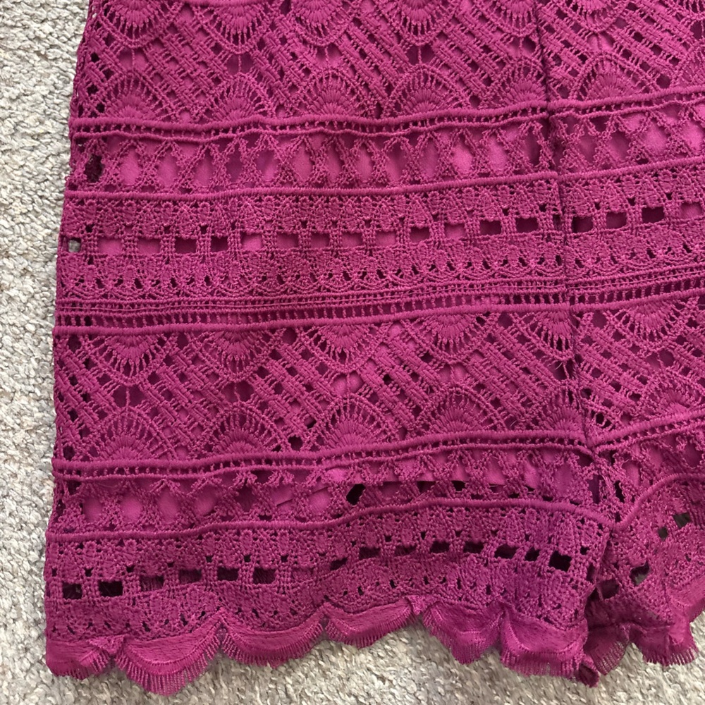 New Medium Adelyn Rae Purple Berry Lace Open Back Romper - Picture 5 of 16